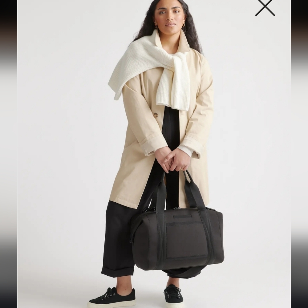 Quince All-Day Neoprene Tote Travel Bag - Picture 7 of 10